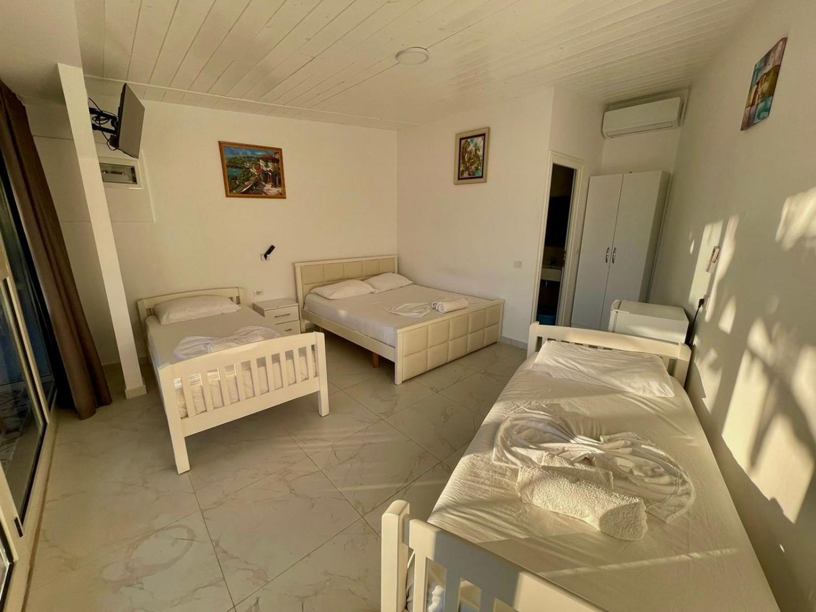 Essos Villas Dhërmi Exterior foto